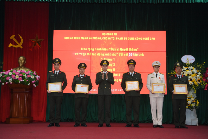 Thứ trưởng Lương Tam Quang dự hội nghị triển khai công tác đảm bảo an ninh mạng -0