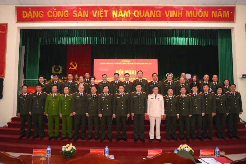 Thứ trưởng Lương Tam Quang dự hội nghị triển khai công tác đảm bảo an ninh mạng -0