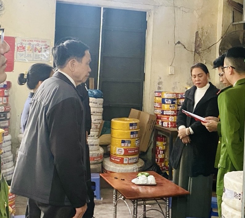 Đường dây mua bán hóa đơn khống với giá trị hàng hoá khoảng 30 tỷ đồng được triệt phá như thế nào? -0