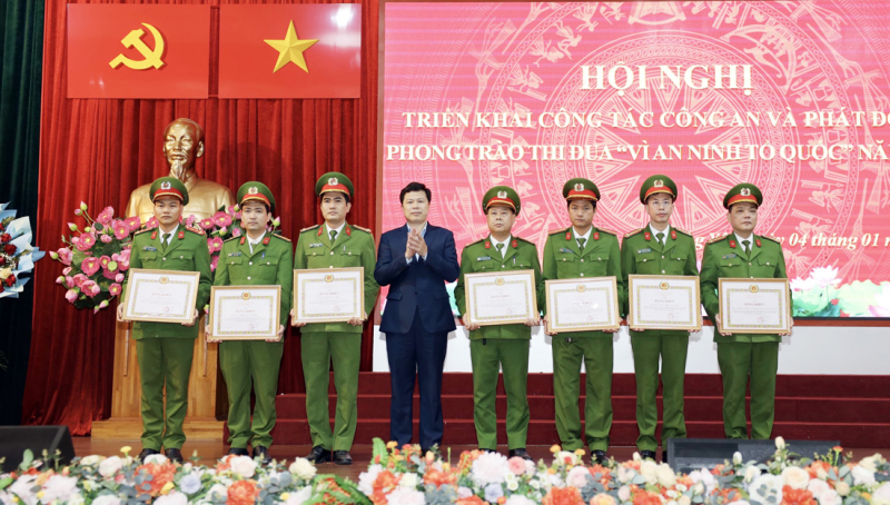 Nâng cao chất lượng, hiệu quả phong trào toàn dân bảo vệ an ninh Tổ quốc -0