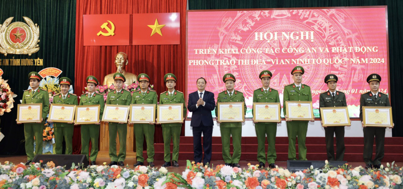 Nâng cao chất lượng, hiệu quả phong trào toàn dân bảo vệ an ninh Tổ quốc -0