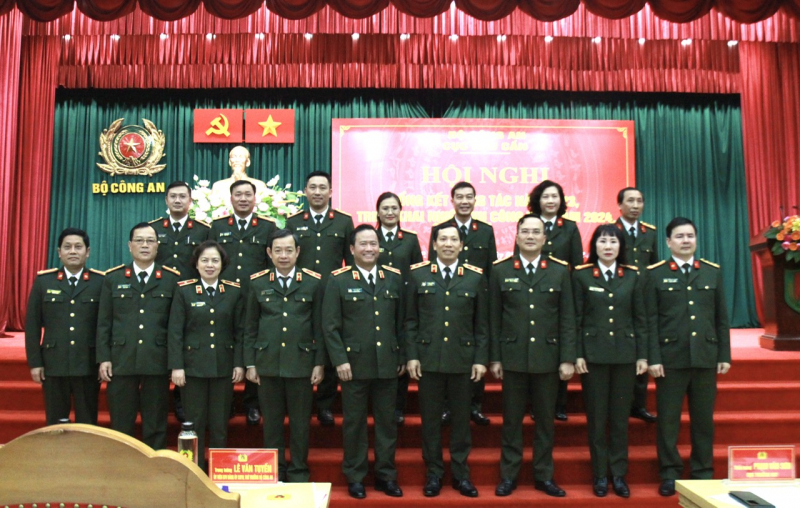 Đảm bảo hậu cần, phục vụ kịp thời, hiệu quả công tác thường xuyên đột xuất của lãnh đạo Bộ và các đơn vị -0