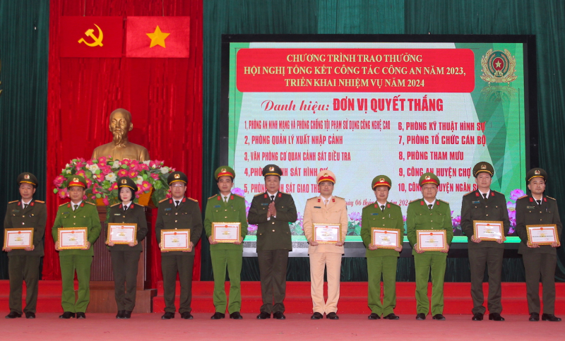 Giữ vững ổn định chính trị, tạo môi trường hoà bình, an ninh, an toàn tại Bắc Kạn -0