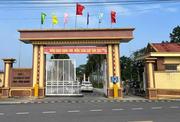 Giáo viên dạy lái xe bị phạt kịch khung vì vi phạm nồng độ cồn -0