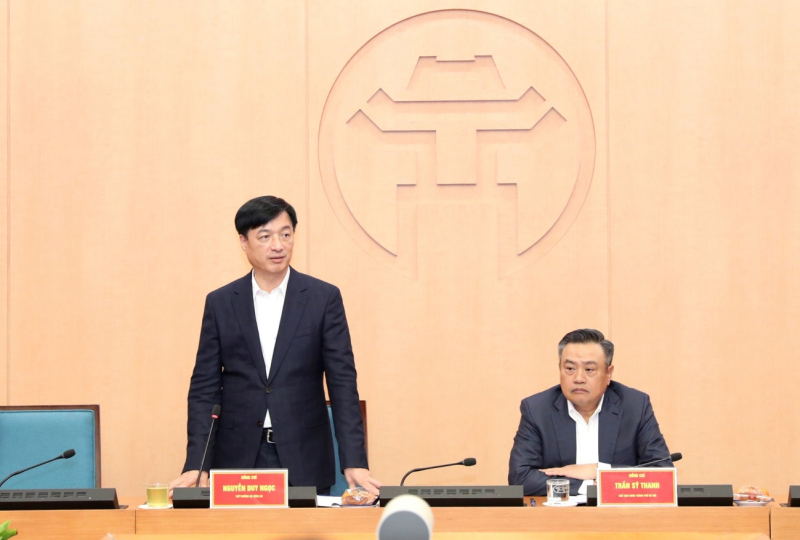 Đẩy mạnh hi trả an sinh xã hội không dùng tiền mặt phục vụ người dân dịp Tết Nguyên đán 2024 -0