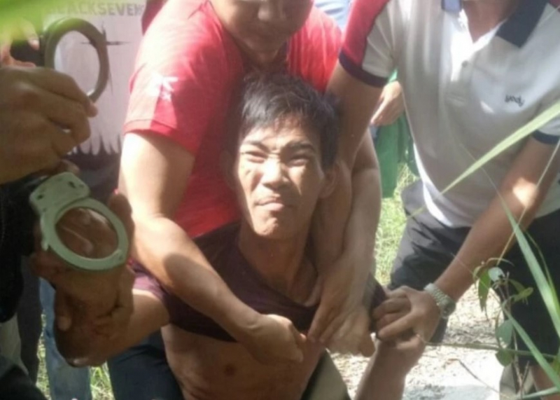 Người dân thở phào khi đối tượng giết người, cướp tài sản trốn trong rừng bị bắt -0