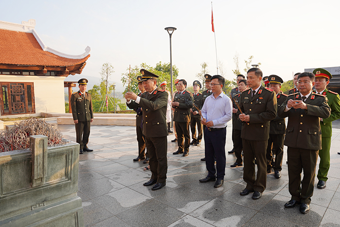 Thượng tướng Trần Quốc Tỏ, Thứ trưởng Bộ công an thăm và làm việc tại Công an tỉnh Điện Biên -0