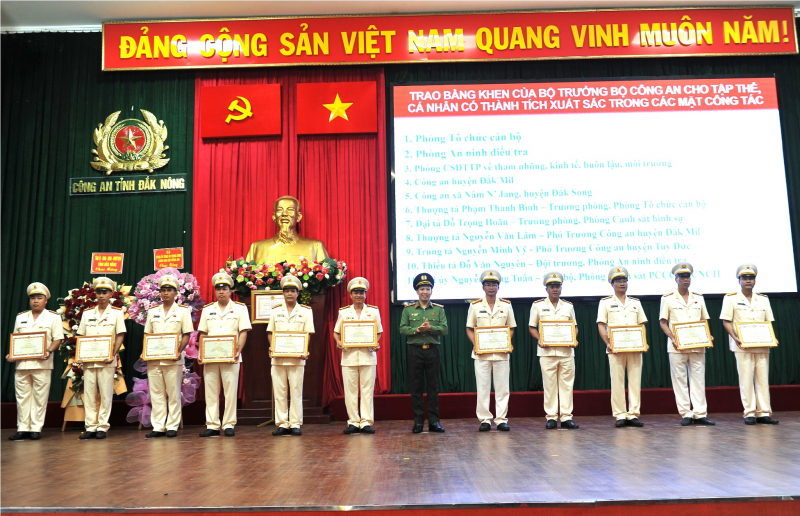 Công an tỉnh Đắk Nông 20 năm xây dựng, chiến đấu và trưởng thành -0