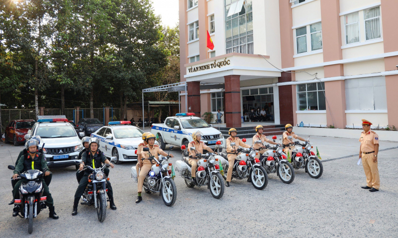 Tiếp tục kéo giảm tai nạn giao thông ở thành phố trung tâm châu thổ Cửu Long -0