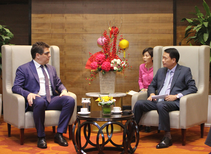 Tiếp tục đẩy mạnh hợp tác trong lĩnh vực thể dục, thể thao với Ủy ban Olympic Hungary -0