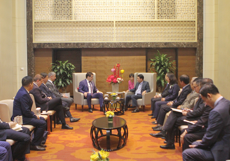 Tiếp tục đẩy mạnh hợp tác trong lĩnh vực thể dục, thể thao với Ủy ban Olympic Hungary -0