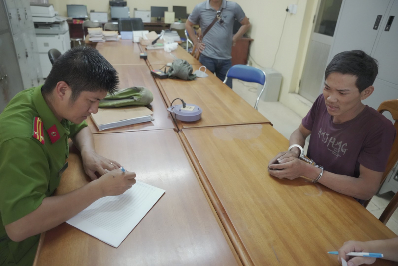 Khởi tố, bắt tạm giam 4 tháng đối tượng “Giết người, cướp tài sản” ở Hóc Môn -0