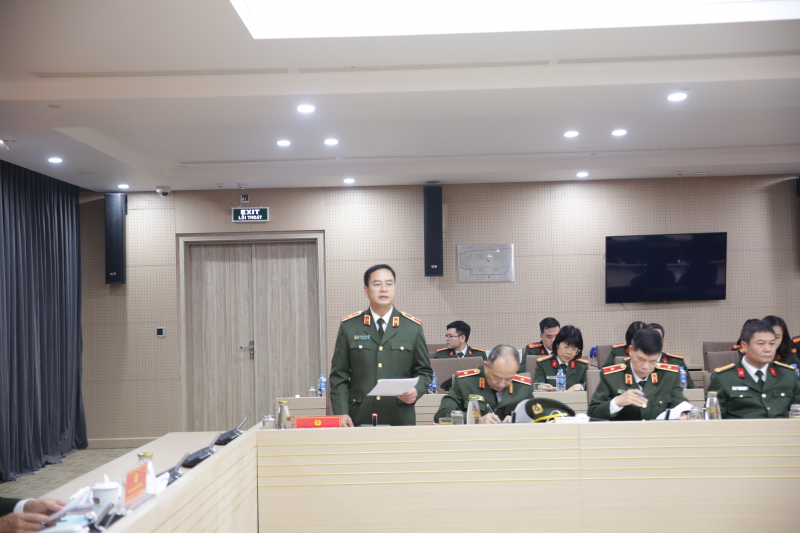 Tiếp tục đẩy mạnh nghiên cứu, xây dựng dự án luật trình quốc hội xem xét cho ý kiến và thông qua -0