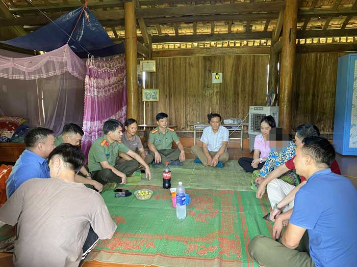 Bỏ “Bà Cô Dợ” đi mà làm người… -0