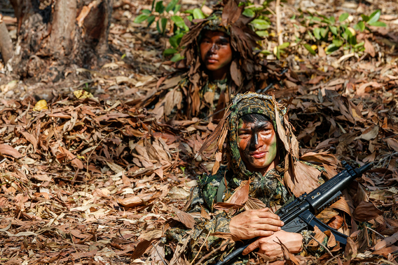 Ghi ở lò luyện chống khủng bố -0