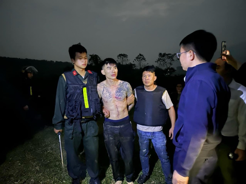 Truy bắt nhanh đối tượng sử dụng vũ khí nóng chống trả lực lượng Công an -1