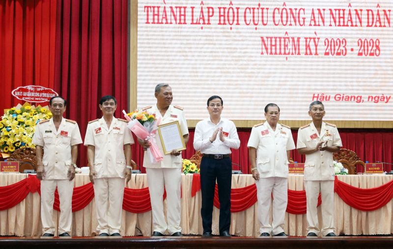 Thành lập Hội Cựu CAND tỉnh Hậu Giang -0