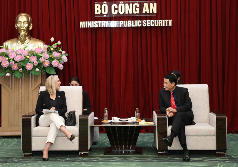 Việt Nam – Vương quốc Anh đẩy mạnh hợp tác phòng, chống mua bán người -0