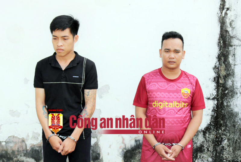 Tạm giam 2 đối tượng khóa cửa giữ trái phép 20 ngư phủ -0