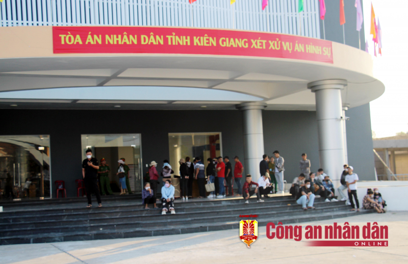 Xét xử 70 bị cáo trong vụ 2 băng nhóm “đụng độ” vì đất đai ở Phú Quốc -2