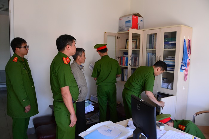 Bắt 3 cán bộ thuộc Sở Công thương Lâm Đồng -0