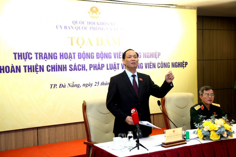 Phó Chủ tịch Quốc hội, Thượng tướng Trần Quang Phương chủ trì Tọa đàm hoàn thiện chính sách, pháp luật về động viên công nghiệp -0