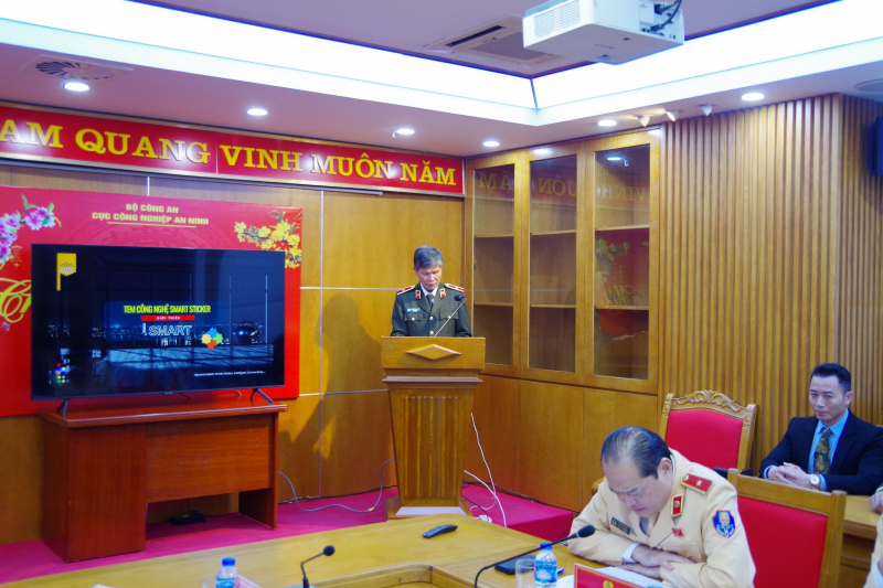 Tính ưu việt của Tem công nghệ Smart stiker trong ứng dụng quản lý phương tiện giao thông, đăng kiểm và kiểm soát an ninh -0