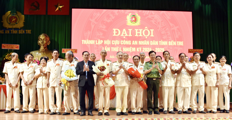 Thành lập Hội Cựu CAND tỉnh Bến Tre -0