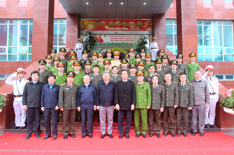 Nghĩa cử ấm áp của Đại tướng Tô Lâm với bà con tỉnh Hưng Yên khi Tết Nguyên đán gần kề -0