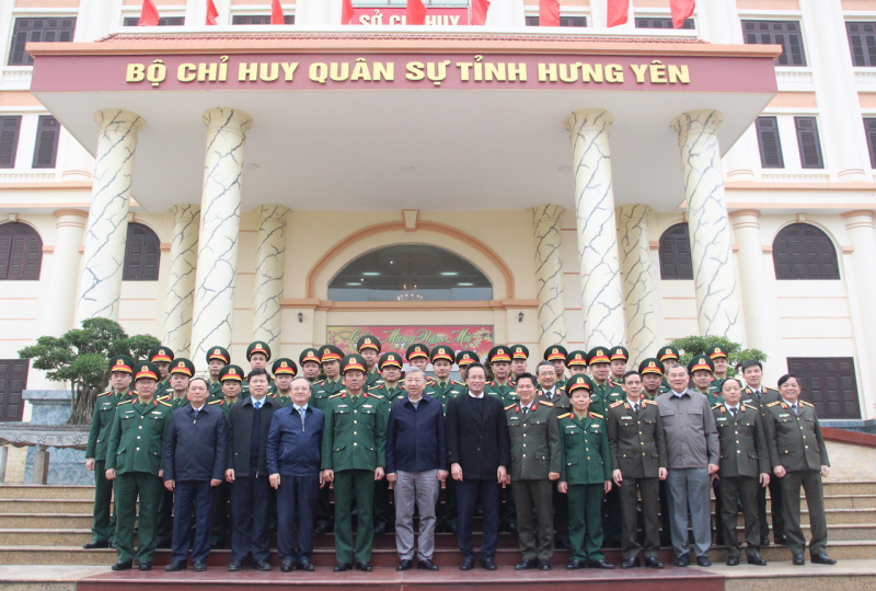 Nghĩa cử ấm áp của Đại tướng Tô Lâm với bà con tỉnh Hưng Yên khi Tết Nguyên đán gần kề -1