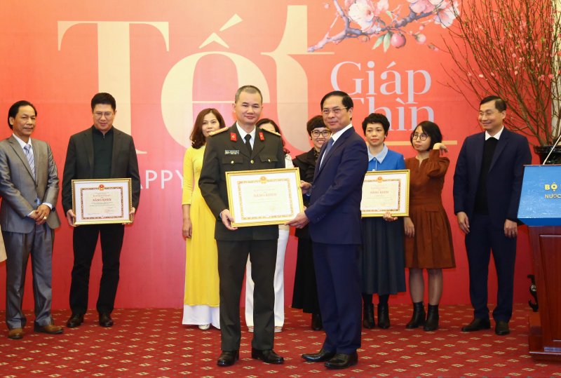 Báo chí góp phần nâng tầm công tác đối ngoại của Việt Nam -0