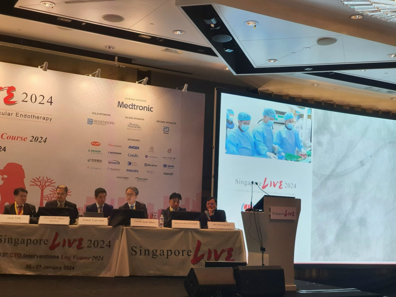 Các bác sĩ Việt Nam trình chiếu ca can thiệp tim mạch phức tạp tại hội nghị khoa học thế giới -0