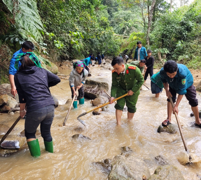 Khánh thành cây cầu nối nhịp yêu thương ở xã vùng cao Hà Giang -0