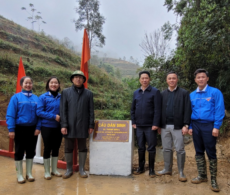 Khánh thành cây cầu nối nhịp yêu thương ở xã vùng cao Hà Giang -0
