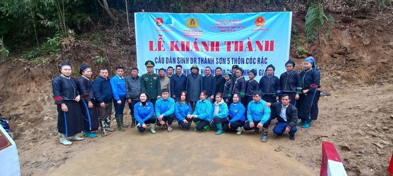 Khánh thành cây cầu nối nhịp yêu thương ở xã vùng cao Hà Giang -0
