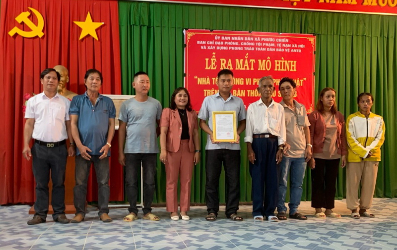      Ninh Thuận ra mắt mô hình mới về ANTT ở vùng đồng bào dân tộc thiểu số  -0