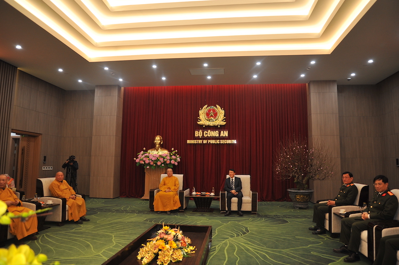 Trung ương Giáo hội Phật giáo Việt Nam và Hội thánh Tin lành Việt Nam (miền Bắc) chúc mừng lực lượng Công an nhân dịp năm mới  -0