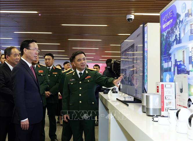 Chủ tịch nước Võ Văn Thưởng thăm, làm việc tại Tập đoàn Viettel -0