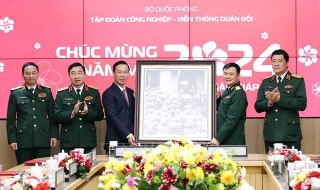 Chủ tịch nước Võ Văn Thưởng thăm, làm việc tại Tập đoàn Viettel -0