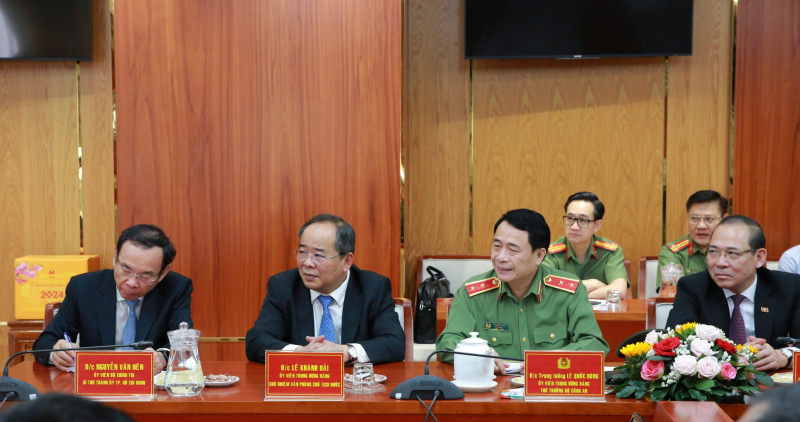 Chủ tịch nước Võ Văn Thưởng thăm và chúc Tết Công an TP Hồ Chí Minh -1