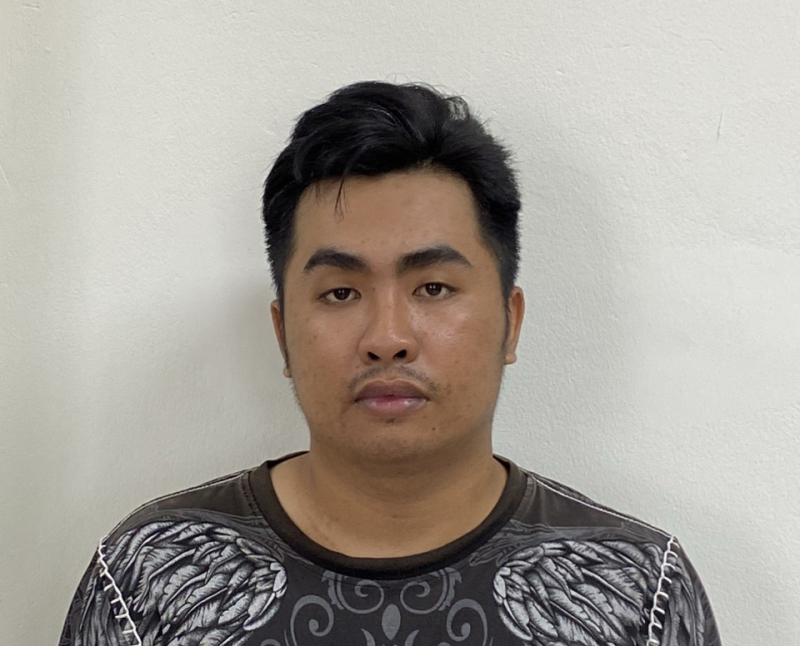 Bị bắt sau 6 giờ cướp nhẫn vàng ở Cà Mau -0