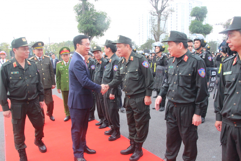 Cảnh sát cơ động đoàn kết, kỷ cương, chiến đấu ngoan cường, dũng cảm -2