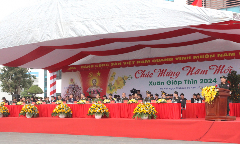 Cảnh sát cơ động đoàn kết, kỷ cương, chiến đấu ngoan cường, dũng cảm -0