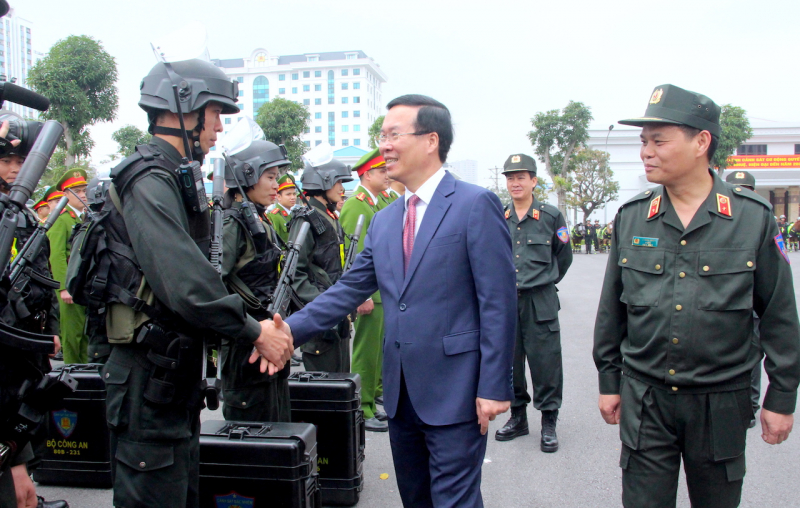 Cảnh sát cơ động đoàn kết, kỷ cương, chiến đấu ngoan cường, dũng cảm -0