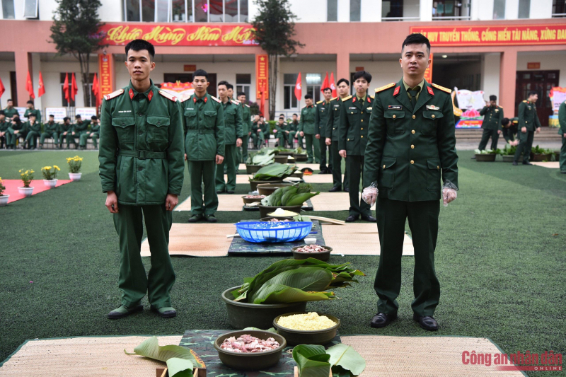 Hàng trăm bộ đội tham gia hội thi gói bánh chưng -0