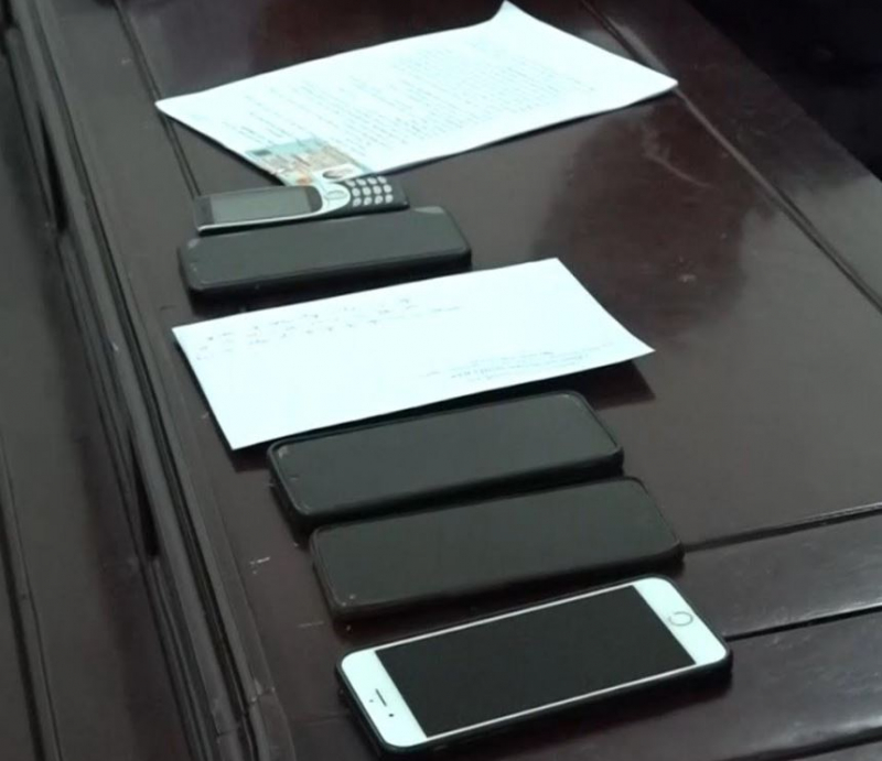 Dựng lán mở... sới bạc -1