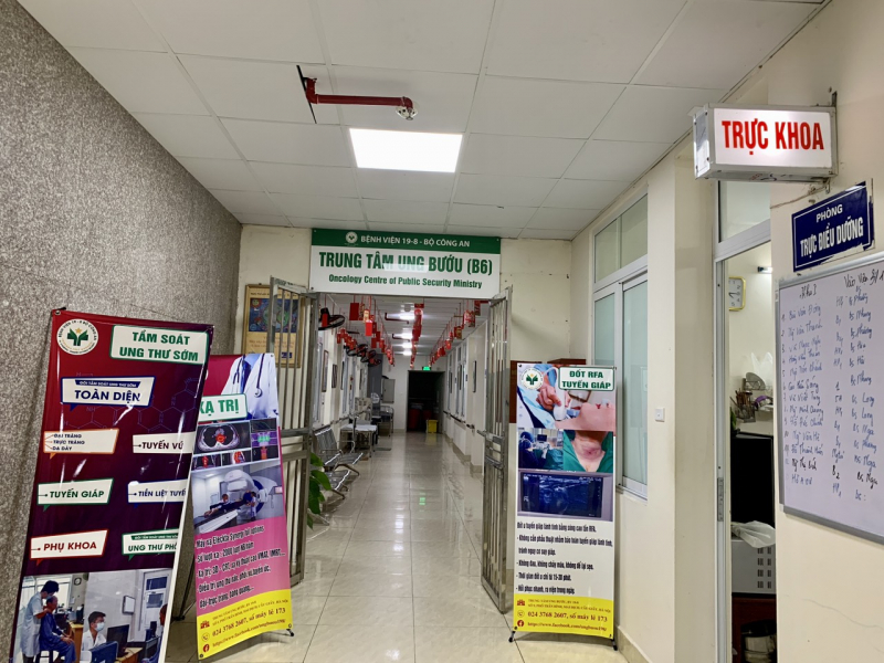 Bác sĩ Bệnh viện 19-8 xuyên Tết cấp cứu người bệnh -0