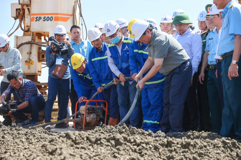 Thủ tướng: Phấn đấu rút ngắn tiến độ hoàn thành sân bay Long Thành từ 3-6 tháng -0