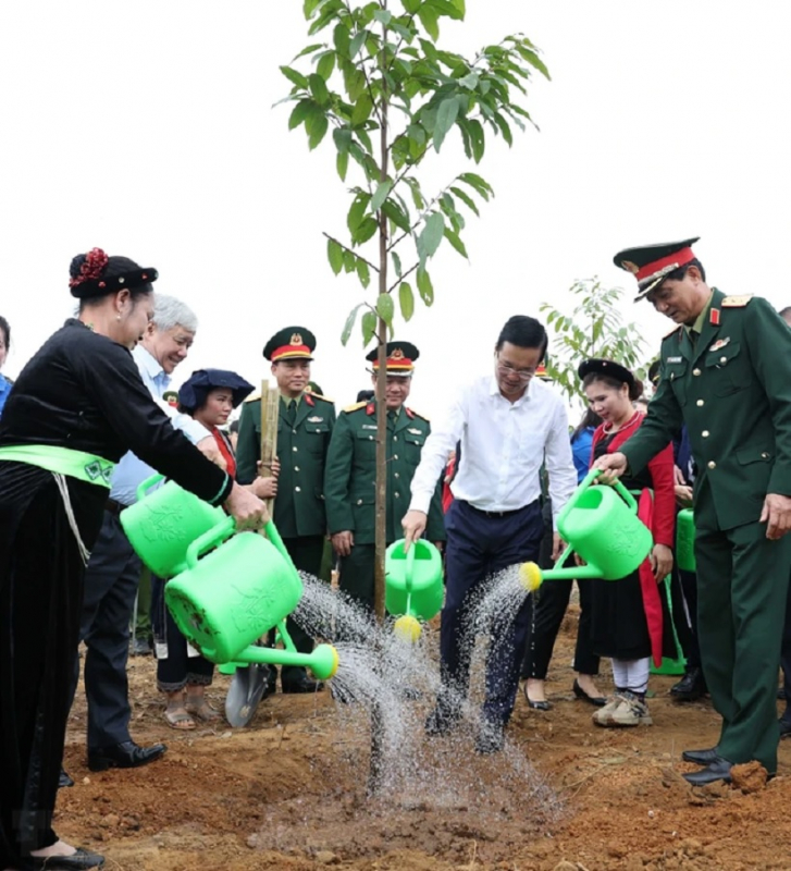 Chủ tịch nước phát động Tết trồng cây “Đời đời nhớ ơn Bác Hồ” tại Tuyên Quang -0