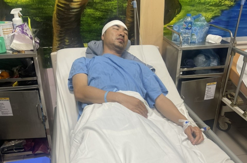 z5162969094822_6d766135ccb0b257d898f82e8a40b62e.jpg -0